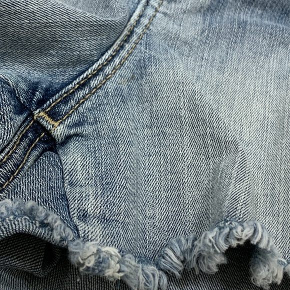 Silver Jeans Avery Short size 26 - Picture 7 of 8